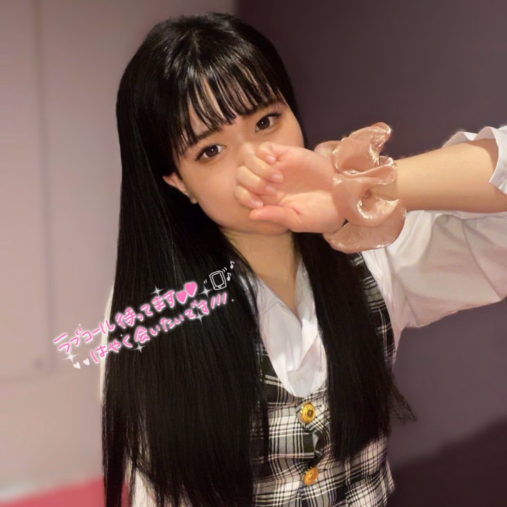 エッ♡に目覚めたのは1♡歳の頃🔞🔞
気持ちよすぎて毎日やってた記憶がぁ……♡

なんで他の事は飽きないのにエッ♡は飽きないんだろう…。‎🤔

不思議すぎる！！
