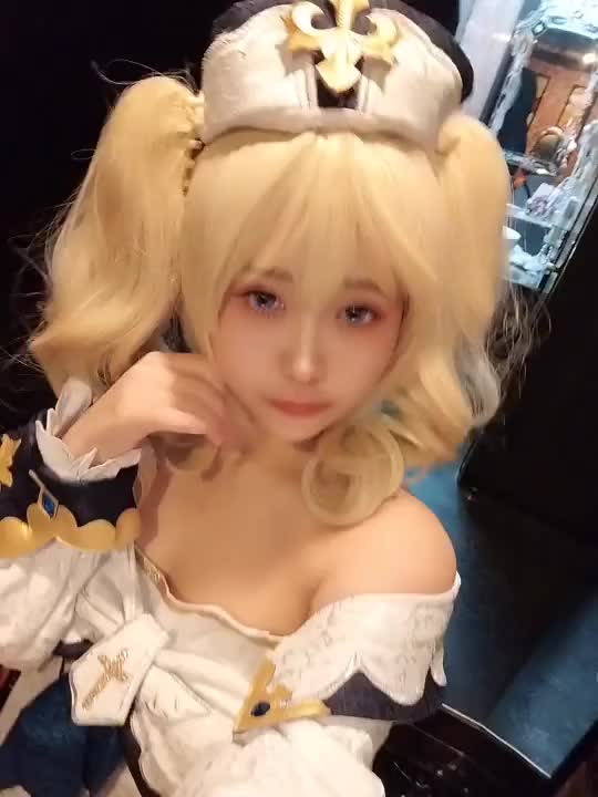 チラッ💕昨日はありがとう😍