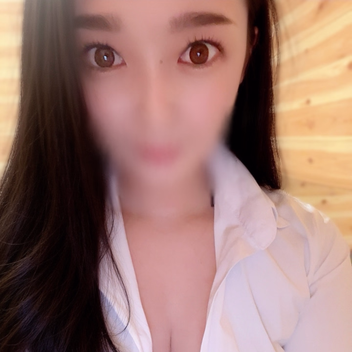 おはようございます☀️
しばらくサボっておりました...笑
GWは忙しくさせて頂き感謝です🙏

今日も9時～17時となっております🥺
癒されたい方も責められ好きさんも
ご予約・ご来店お待ちしております♥️