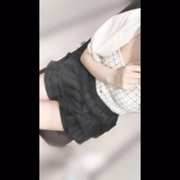 出勤しました👶🏻ྀི
先頭だけ空いてます🥹今日の1番目取りに来てくれるお兄様いないかなｐ ̫ ｑ;♥