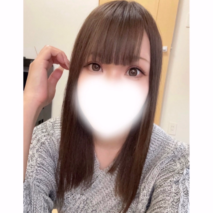 お久しぶりですー!!!🥹
年末年始以来でGWも終わっちゃった💦
わかなのこと覚えてる?🥲🥲🥲
6月16日〜22日に出勤するよっ❤️🔥❤️🔥❤️🔥
年末年始は金髪だったけど、今はこんなに落ち着いちゃいました🙃
ほぼ黒!笑笑
性格は相変わらず明るくておしゃべりちゃんなので、楽しい時間過ごしましょ💖
お兄さんたちに見つけてもらいたいから出勤する日まで定期的に投稿します🙋🏻♀️
久しぶりの小名浜楽しみだなぁー!!
海鮮丼たべたい!!!🌊🍣😋💗