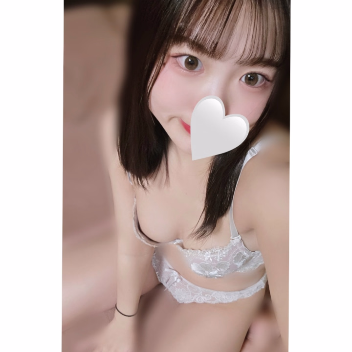 こんばんは！あいみだよ🫶💕

夜1時までお店にいるよ♥️


あいみはお兄さんが頑張った後のご褒美になれるように、いっぱい癒やしちゃうよ💕


疲れた体と心を、いっぱい甘えさせてね😉💖


お兄さんが感じてるところ、いっぱい教えてね…💓 あいみ、頑張っちゃうよ😚


💕💕お兄さんに会えるの、待ってるね〜💕💕