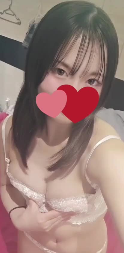 お兄さん、こんにちは！あいみだよ😘♥️


💕あいみと一緒に、とびきりエッチな時間を過ごしませんか？💕


🌟あいみの得意プレイは、ねっとり濃厚なフ♡ラ💋

お兄さんの感じる顔を見るのが大好きで、いつも興奮しちゃうの😍


🌈あいみの柔らかい唇と舌で、お兄さんのあそこをいっぱい気持ちよくしてあげるね🥰♥️

きっと、今まで味わったことのない快感に溺れちゃうよ…✨