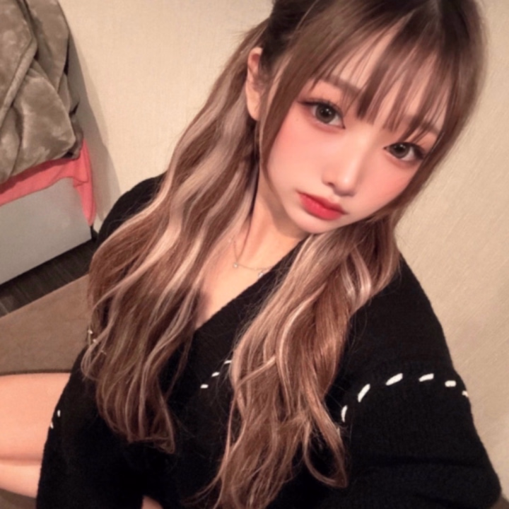 こんばんはえあですっ‼️   

本日もお兄さんが会いに来てくれて 
えあ幸せです🥺   

ビンビンのおち●ぽと 
キツキツのおま●この 相性は？？❤️


試してみよっ💗