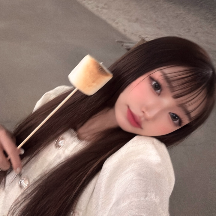 こんにちはえあですっ❣️

本日も後半戦🥲💭

久々の晴天で外が気持ちいですね🌞

体調も性欲も絶好調🤫❤️
えあと気持ちよくなってくれる
お兄さんこの後まだまだ募集中です🙊💓