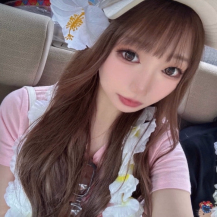 こんにちはえあですっ❣️

えあちゃんあと2日だからって
お誘いしてくれるお兄さん達に
感謝です😭🫶🏻

ラストまでご予約も頂いてますが
まだ空きあります❣️

お誘いお待ちしてます✨️