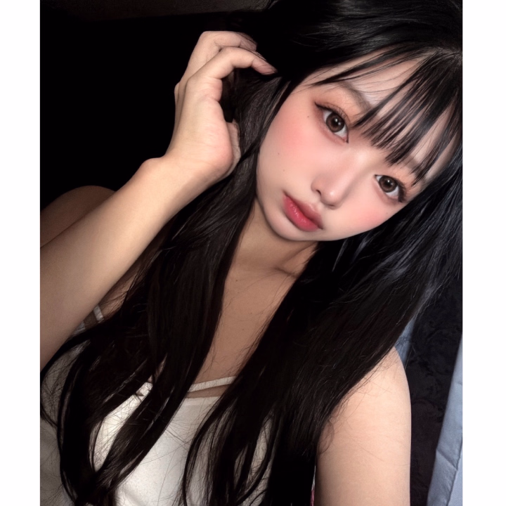 こんばんはえあですっ❣️
 
 
ついについに来てしまった
長期おやすみ前最後の出勤も
もうこんな時間🥲
 

初出勤からまだ10日経ってないくらいですが
毎日お兄さんたちと色んなお話
したりたくさんイチャイチャするのが
すごい楽しくて🥲


時間経つのあっという間🥹💗



今日以降の出勤日はまだ先
気になってくれとるお兄さんは
今日会いたいよ〰️🥺



今日もラストまでいます❣️


お誘い待ってます✨️