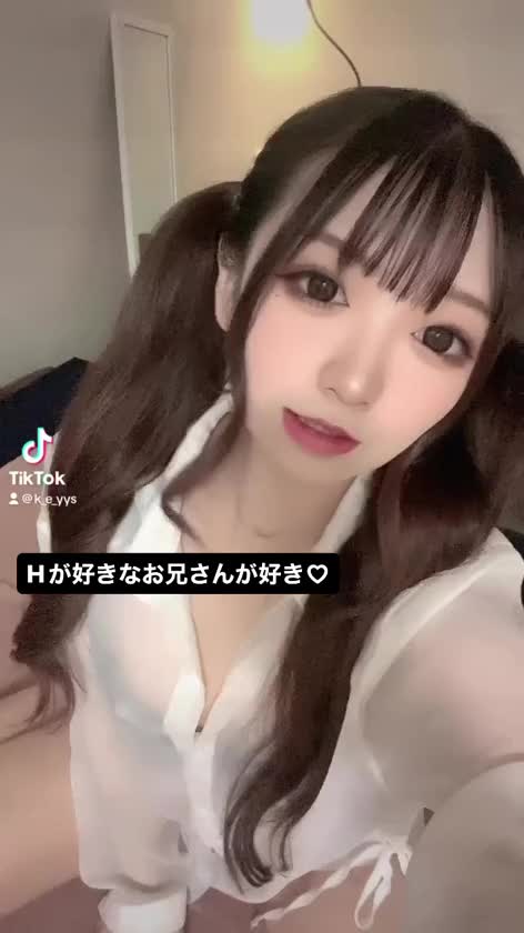 こんにちはえあです💗

お仕事休憩中のお兄さん達が
多い時間かな？💭

お仕事終わりのお兄さんからも
お休みのお兄さんからも
お誘いお待ちしてますよっ❤️

ゆっくり来たいってお兄さんは
特に平日が狙い目です🫪💗