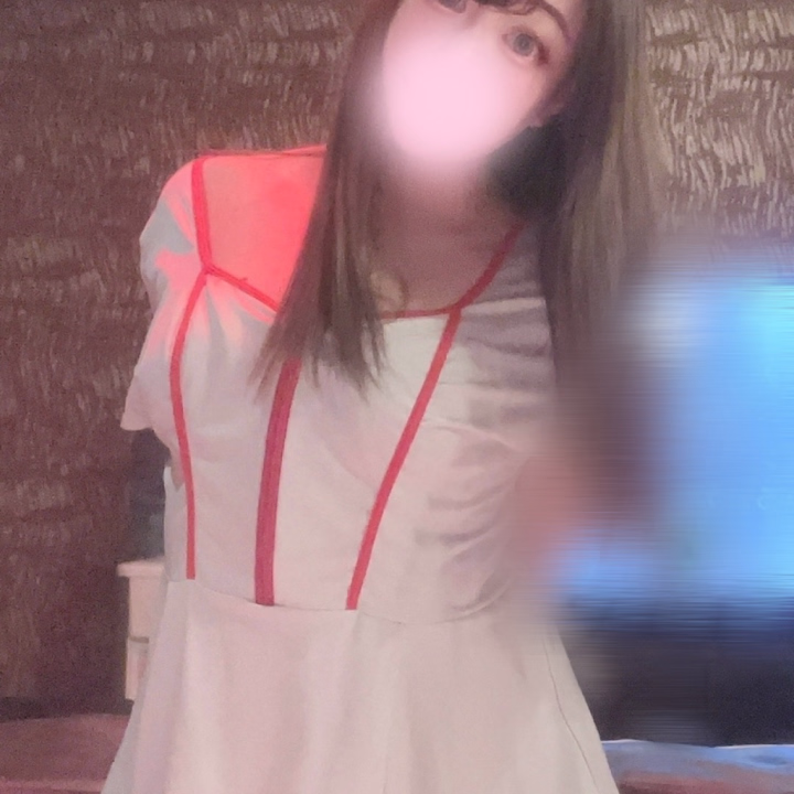 明日は急遽おやふみなので
ラスト枠駆け込みお願いします❤️

最後までお兄様のこと
待ってるよぉ♡