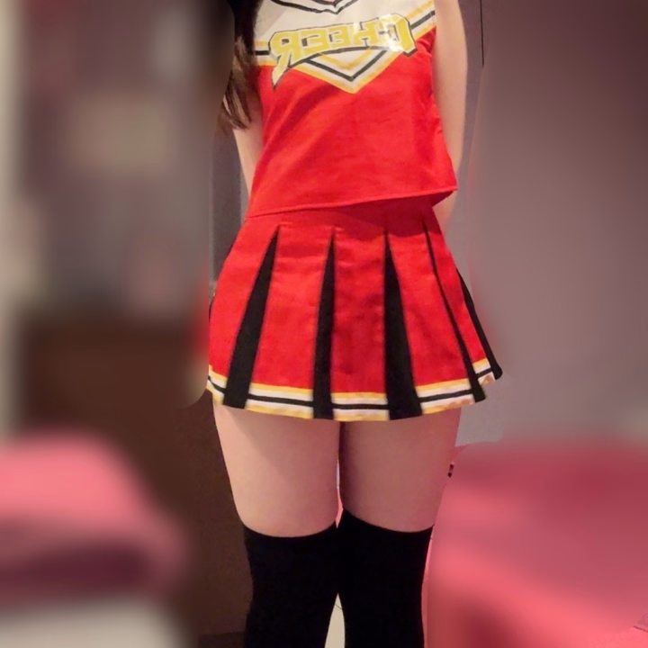 こんにちは！！





生まれて初めてチアの服着せてもらった🥹





高校野球とか見てたから嬉しい🎶





今日18時まで水戸います〜🌙





ご都合会う方ぜひ🥺