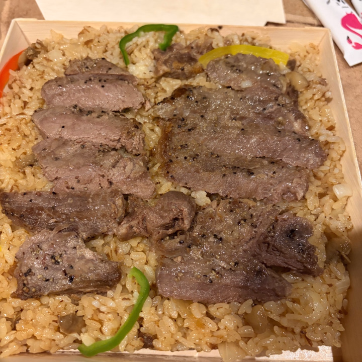 昨日食べたやつ！すごい豪華でしょ？
これはみなさまにオススメしたい！
ただ今日はもずくとか色々ヘルシーにしたいね！笑
食べすぎちゃったから😂

今日もぬるぬるしよーねー💗