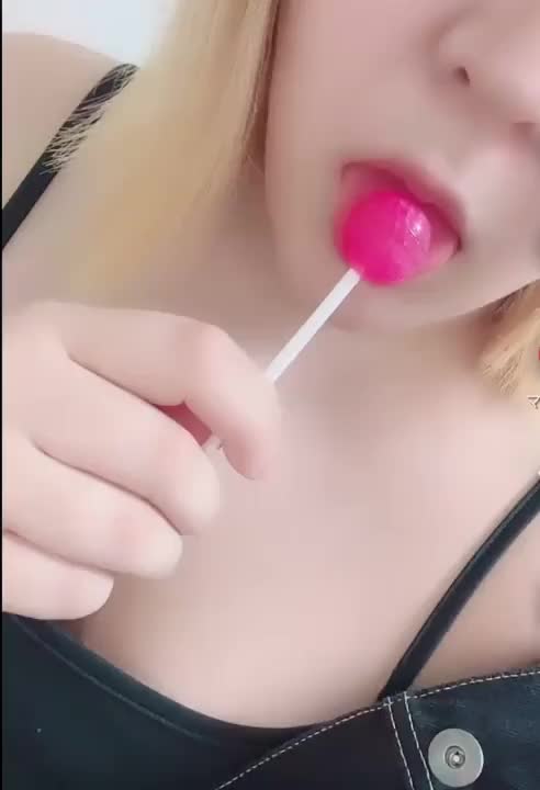 お兄様のおち○ぽ
どんなお味なのかな❤️‍🔥

つばさがいーっぱいﾍﾟﾛﾍﾟﾛしたいな❤️‍🔥
お兄様の素敵な液
限界まで搾り取っちゃおうかな💗💗