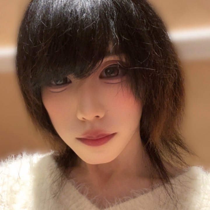 今日は23時までいるよ❣️

今日の21時からローションいっぱい使ってオナニー配信するよー❣️

見に来て欲しい🥺

最近暑すぎるから体調気を付けてね💦

お店は空調効いたお部屋あるから涼しくえちえち出来るから安心😌

みんなお待ちしております(∩´∀`∩)💕