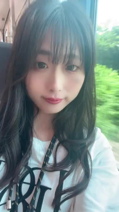 　[初動画投稿]

てぃなは攻めるのも攻められるのも大好きっ❤

オールラウンダー型です✊🤭

お喋りも好きだから人見知りの方とか緊張してる方も気楽に会いに来てね🐰🎀

てぃなに身を委ねてみて？

てぃな👑✨