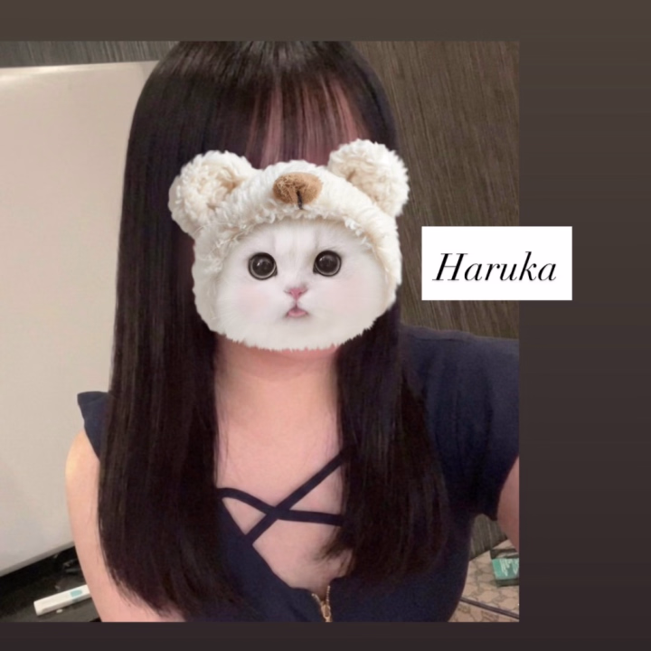 出勤してます ♩

昨日はご予約も外国人さんもたくさんで休憩する暇がないくらいずっとマ♡トしてました 💖 きてくれてうれしかったありがとうございました ；；

今日の朝もオープンの時間から事前に予約してくださってて、とっても楽しかった〜〜😢 ！ 大学がんばってね無理せずに 🙂‍↕️

写メ日記あまり載せられずですみません😢 ちゃんとがんばります！

今日の出勤は私以外みんなベテランさんだけど負けないようにがんばります ♩ 講習も先日受けさせてもらってちょっと苦手だった75分コースもだんだん上手くなってきた気がする ✩.*˚ もっと精進します 🙂‍↕️🙂‍↕️

はるか
