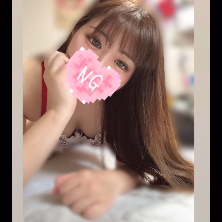 31(日)ほしな出勤したら逢えるよってお兄さん居る？？行けるかも🫣💖

メッセージで教えてほしいなん🥺✨️