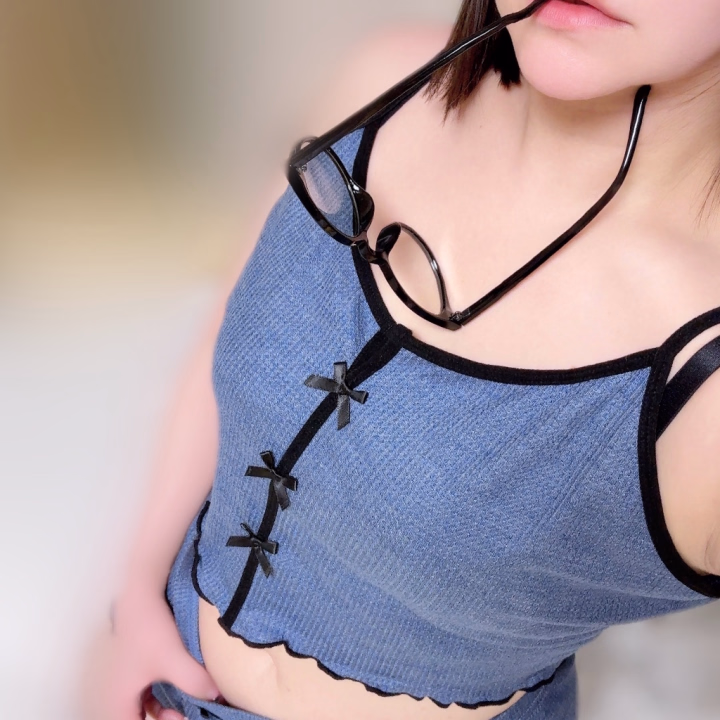 月曜日が終わろうとしてる💭

今頃やっと
ひと息ついてる人も多いのかな☺️

頑張ったあとの
のんびりした時間って大事だよね

今日はそんな空気の夜🌙