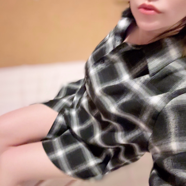 気づいたら日記
ひさしぶりになっちゃった(>_<)

最近は少しだけ
自分のペースで過ごしてました☺️

もう夜だし
ゆっくり過ごしてる人も多いのかな？🌉

タイミングが合ったら
顔見せにきてくれたらうれしいな✨🍀