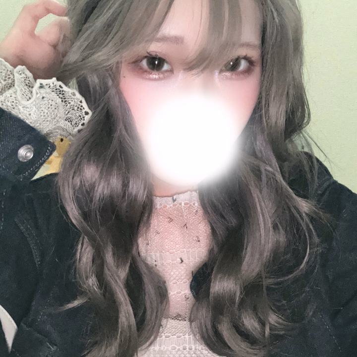 久々の出勤でばたんきゅーした🥲

約2週間ちょっとぐらいニートだったので体がなまってる💦

明後日また出勤ですがなまった身体をいじめなければ^-^

GWは特に何もせず相棒❄️と飲み歩いて過ごしました😆

お兄様達はなにしたのかしら🤔

出勤しなかった分ドンドコ働きますので対あり😘

X @rio_8l