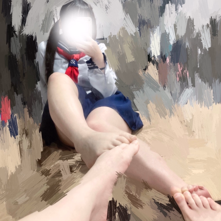 1週間の疲れ、ちのがたくさん！癒してあげる〜！
お兄さんに責められてあまあまになってる可愛いちのを見たい？
それとも
ちのに責められてお兄さんがとろとろになっちゃいたい？

お兄さん好みの色に染まってあげる❣️