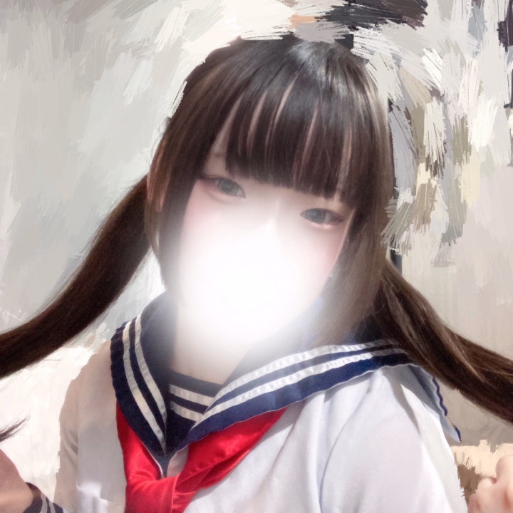 ツインテールのちのちゃんも可愛いでしょ〜？

お兄さんはどんな髪型が好き？
結局シンプルなのが1番なのかな〜？👀

ちのはよくストレートかツインテールしてるよ！
お兄さんの好きな髪型教えてね？💕
