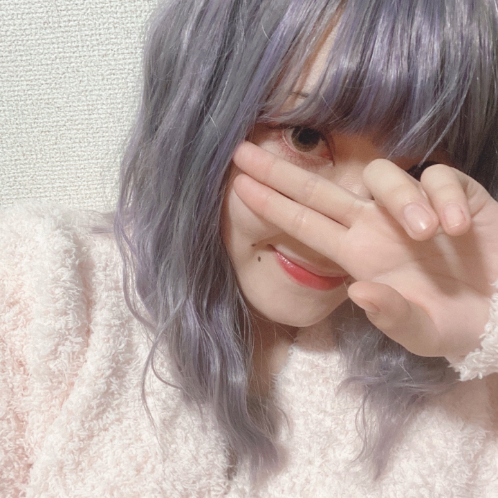 友達とふざけ合って派手髪ウィッグ♡

魔女の宅急便観てきまーす🧹