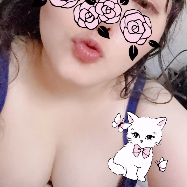 好きな人たちに会えてはっぴーな１日でした🧁♡
ありがとうございます♡


またましゅまろに会いに来てね？
約束だよ…？♡