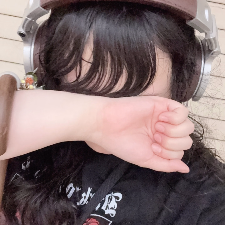 新宿と池袋間違えてました…
寝落ちしそうになりながらチケット取ったから…

慰めて🥹
たくさん慰めて…
たくさんたくさん慰めて…？💕