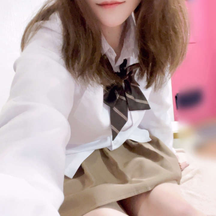 ゲームやドラマが好きで俳優さんなどの好みが可愛い系なお兄さん🎮

や

少し前にお預けをくらってしまって、たまっちゃってたサッカー好きなお兄さん⚽

この時間までにお誘いいただきありがとうございます!(´▽｀)❤️

趣味のお話で盛り上がったり、まったりした時間を過ごせたりと楽しい時間でした🥰✨

まだまだ受付中なので、タイミングの合うお兄さんはぜひ遊びに来てね💕︎