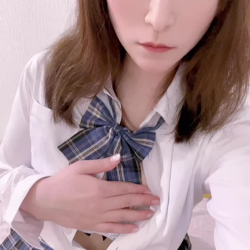 初動画だよ🎥𓈒𓂃

今日から5日間出勤してるので逢いに来てね💕︎