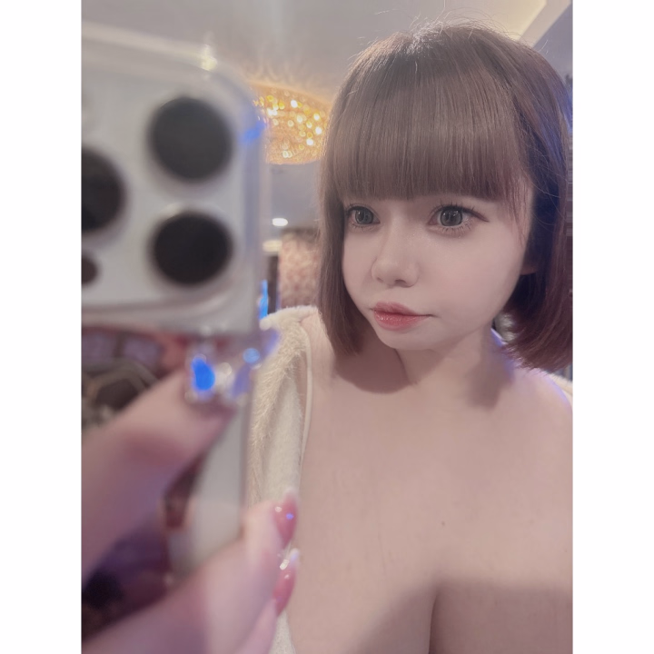 🐱.

姫路のお兄様お久しぶりです🐱

いつもとは違う別媒体の日記に
初挑戦で書いてみてますᝰ✍🏻

ちゃんと反映されるのかなあ〜🥹🥹