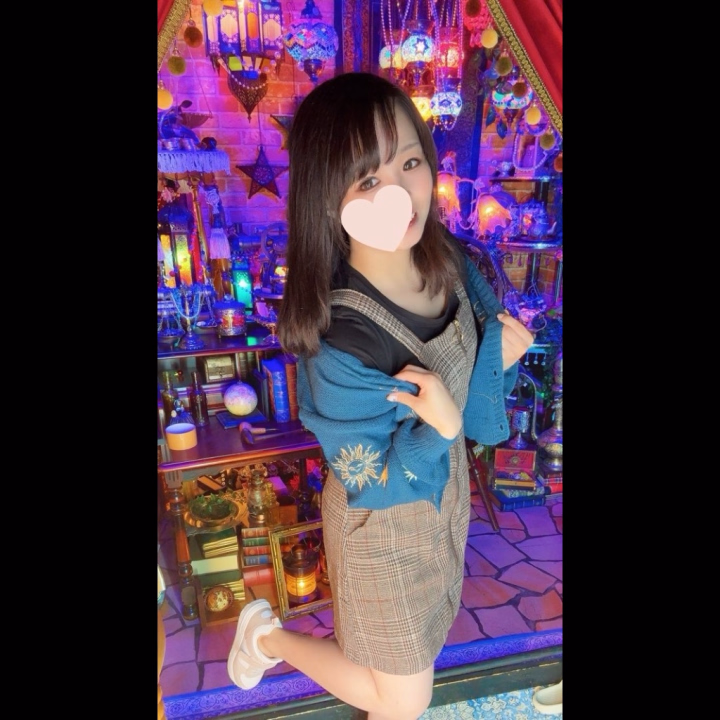 負けないこと
投げ出さないこと
逃げ出さないこと
信じ抜くこと

ダメになりそうな時どれが1番大事？



とある歌から抜粋しましたが
私の見解だと
〖信じ抜くこと〗だと思っています。

負けない、と信じ抜く
投げ出さない、と信じ抜く
逃げ出さない、と信じ抜く

一貫して全ての事や自分自身を信じる事が
大切であって…

唯一前を向いている言葉だと
思ったからです☺️


負けないって負けることを一度想像して
それは嫌だと思った
と、とらえていて…

それがエネルギーになるなら
とてもいい事だけど、
私はひたすら前を向いていたいな✨

ぜひこの歌聴いてみて
どれが大事か教えて欲しいな💓



ももこ🍑