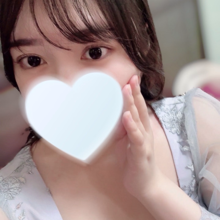 本日15時まで出勤しています💕

お兄さんと一緒に楽しい時間を過ごしたいな‪🫶🏻︎💕