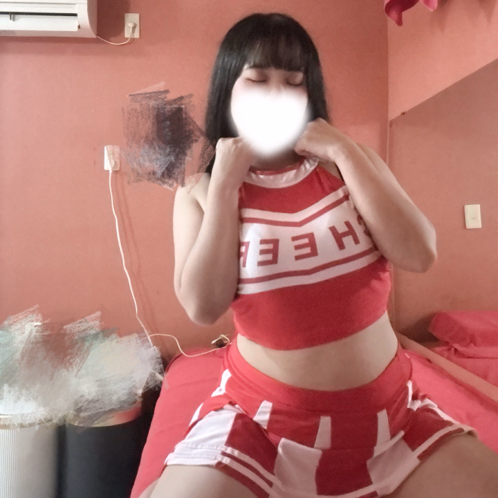 みむです❣️

お兄さん色に染められたら
みむどうなっちゃうんだろ…//////

もちろん全部受け止めます💗