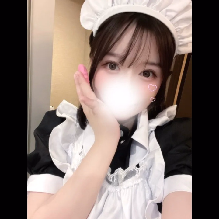 はじめまして♡

６日初出勤のえみりです☺️

マッサージ経験者（３年ほど)でえっちなことも大好き......人に喜んで貰うことが生きがいです(⸝⸝- ̫ -⸝⸝)♡

えっちなマッサージで頭真っ白、とろけたい人は１２０分がオススメです✨️

でも分かります！いきなり１２０分って勇気いりますよね笑

なのでえみりと会って気に入ってくれたら、おすすめのコース時間で遊んでくれたら嬉しいな〜🙌✨

限界まで焦らされた後に激しくしたらどうなっちゃうのかな？🎀

お兄さんがまだ味わったことのない癒しと快感.......えみりワールドでたくさん癒されてね〜☺️

６日は１１時〜１９時でご予約お待ちしておりますね🫶


えみり