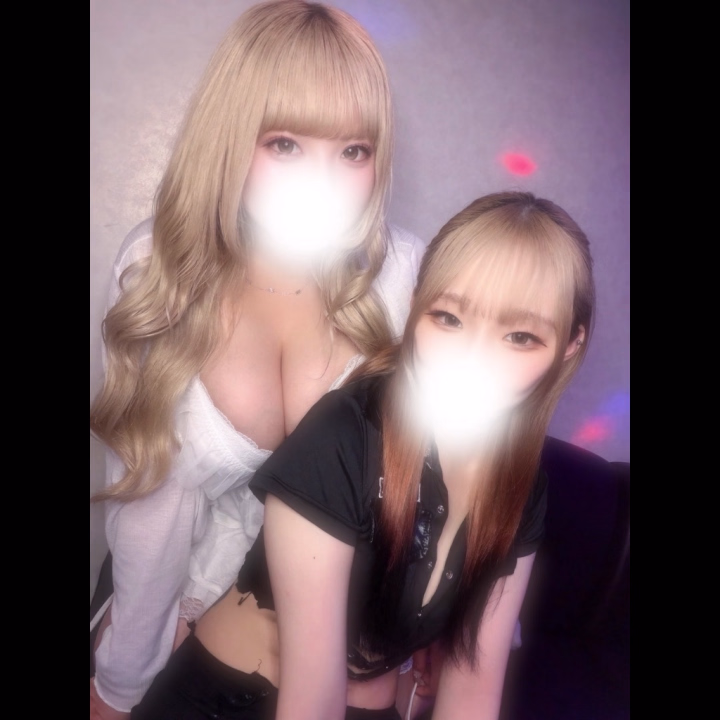 2人同時に楽しまない、、？？


癒しと刺激、どっちも楽しみたい欲張りお兄さんへ朗報です⋆͛📢⋆
甘くて癒し系めろんと、ちょっぴり小悪魔系のみつき。
この2人だからこそ体験できる特別な空間をぜひ体感しにきませんか🫶

40分コース ¥25000+特別オプション料金¥2000
総額¥27000 からご案内可能です♡

明日急遽2人とも出勤伸ばしてたり追加してるから
6/26 15~もご案内可能です‪(  . .)"‬
私15時より早く行くかも✨️