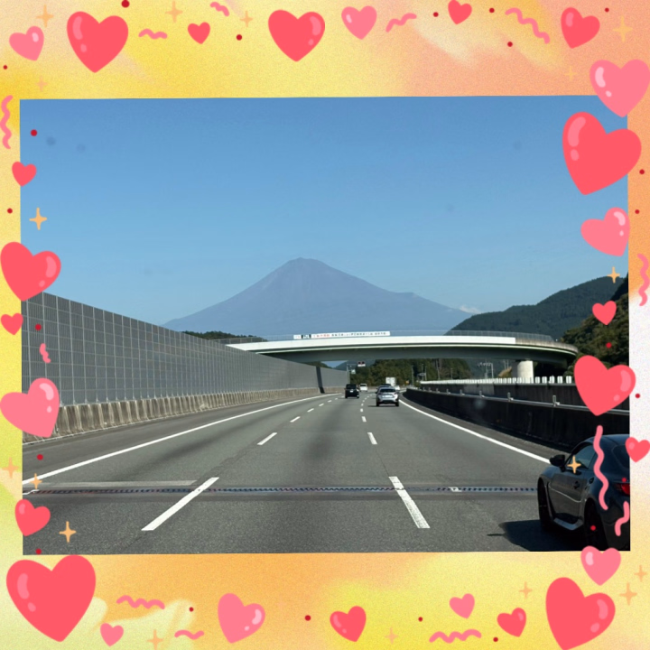 出勤ちうです♡

たくさんイチャイチャ

しにきてね♡

お待ちしてます♡