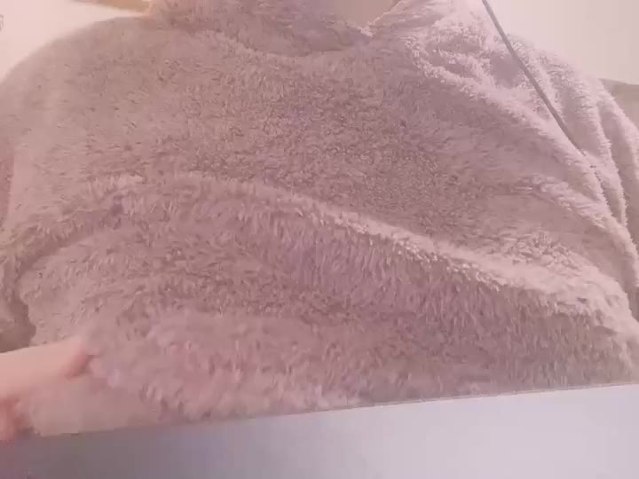 もちもちぷるぷるおっ♡い
どこ触っても
もちもち(ﾉ)*´꒳`*(ヾ)ﾑﾆﾑﾆ