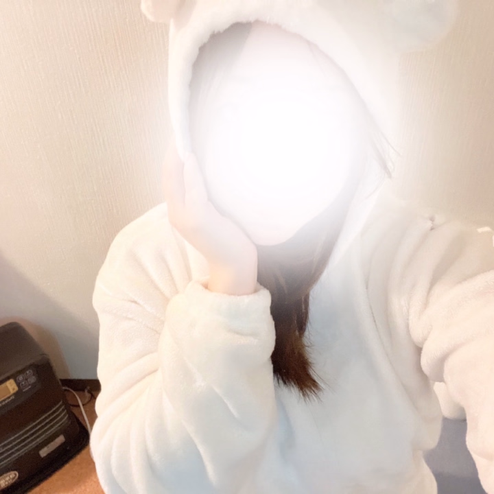 お兄さん、ありがとう💗



えりに会いに来てくれて
うれしかったよ‼️




えりパワーで明日からまたお仕事がんばれるかな？



お兄さんとぎゅーってくっついて、　
ナカまで繋がったからきっと大丈夫💗✨


今夜はえりのこと思い出しながらゆっくり眠ってね🧸⭐️ 

またいっぱい甘えたいなぁ🫢