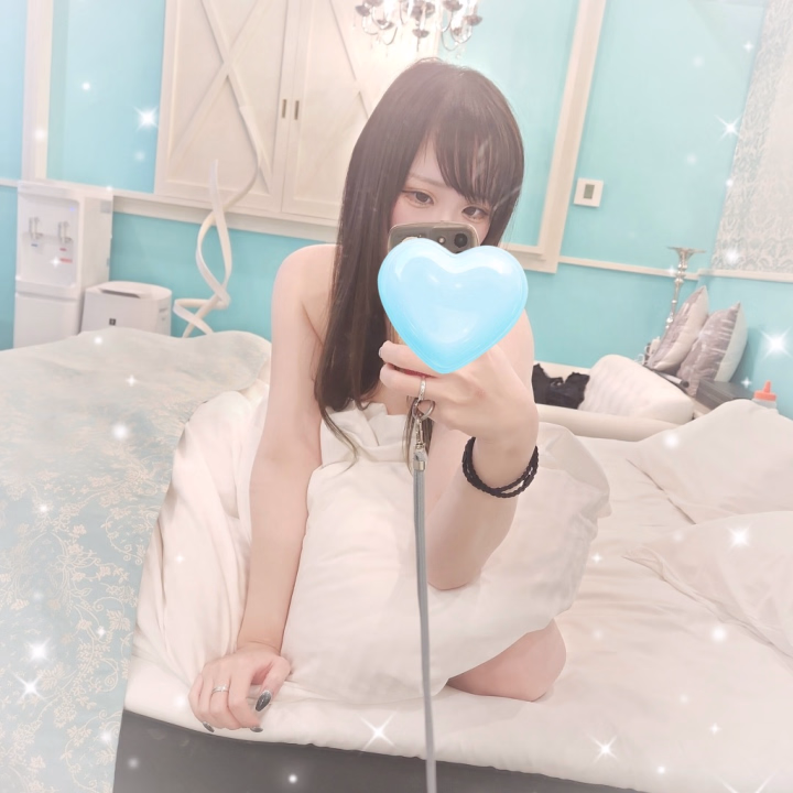 不思議なお兄様🫶

服1枚は新しい⚠️笑
びっくりしたよ(｡･･｡)‼️
流石に丁寧だけど
お茶目というか不思議というか♪

バック気持ち良かったけど🥺
押さえつけすぎはダメよ？？笑

お膝にくるからね？笑
気をつけてゴルフいってね⛳

✱あむ✱