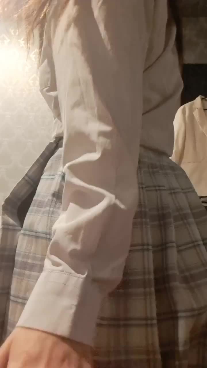 こんにちは！ももかです🍑

ももかのおしり好き？🍑

ももかはよくハリとか弾力とか褒められるの🥰💕︎

試しにきてね🙈💕

ももか
