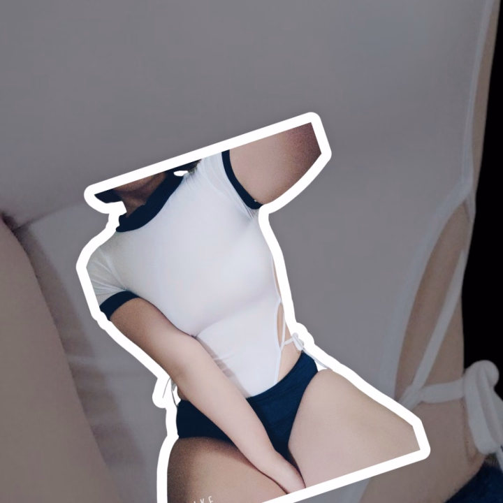 ブルマを褒めて頂くことが多いので変わり種を見つけてポチッとしたんだけど……似合うかな>_<💦