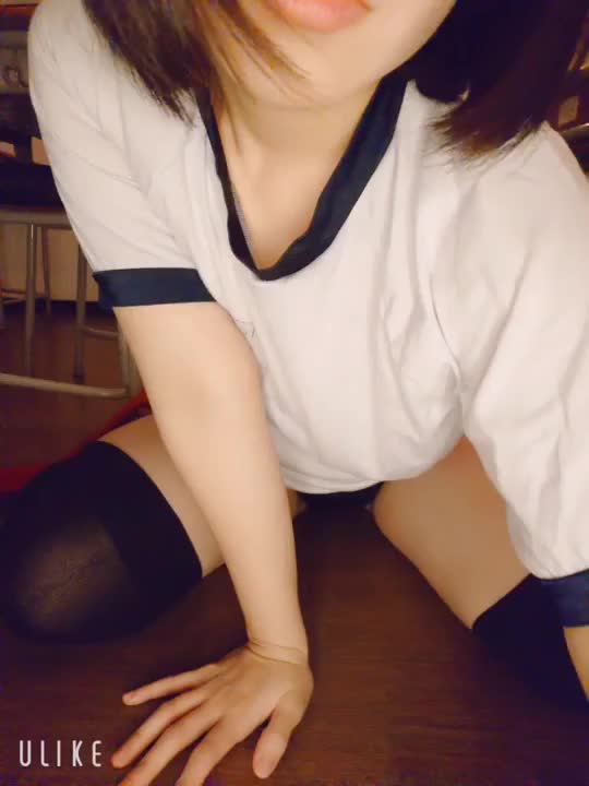 前回も応援ありがとうございました(*ˊ˘ˋ*)｡♪:*°今回も恥ずかしながら参加したので応援よろしくお願いします〜