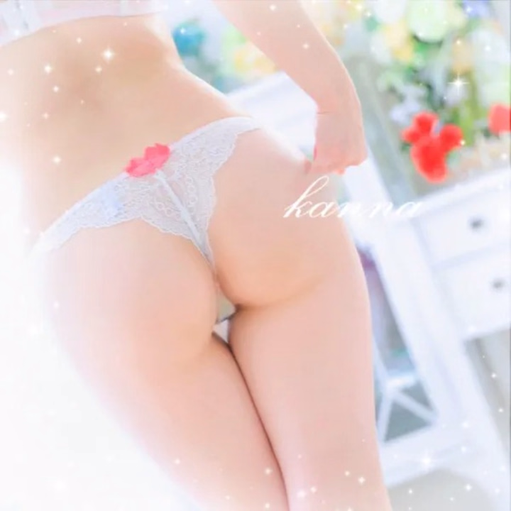 こんにちは 🌷⟡.·




かんなです 🎀


本日出勤予定でしたが、体調がすぐれないため
お休みさせて頂くことになりました(ᐡ•̥﹏•̥ᐡ)💭


来ようとしてくれていたおにいさん
ごめんなさい🙇🏻💦


明日からは元気に出勤できると思うので、
またよろしくお願いします 🪄₊˚⊹♡




かんな 🎀