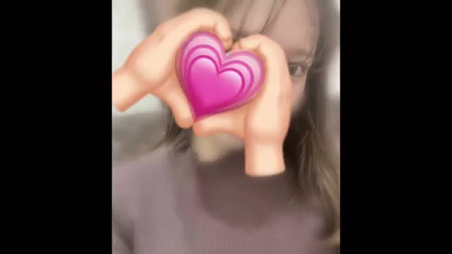 初動画