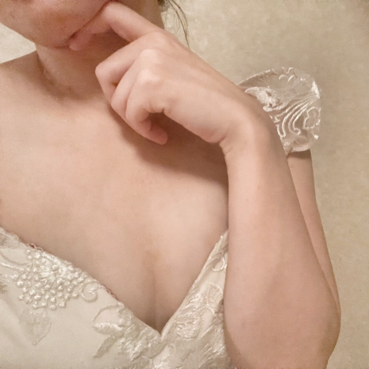 今日会いにきてくれたお兄さんたち、ありがとうございました♪
たっくさんイチャイチャできてとても嬉しかったです🥰
お兄さんたちのこと、少しいじめすぎちゃったかな❓
明日も会いにきてくれるの待ってます💐