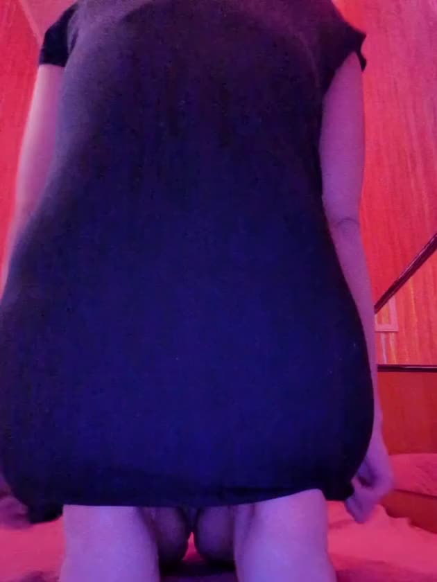 れおんの桃尻🍑
ぷりっとすべすべ😘

ムニムニお触りして❤️