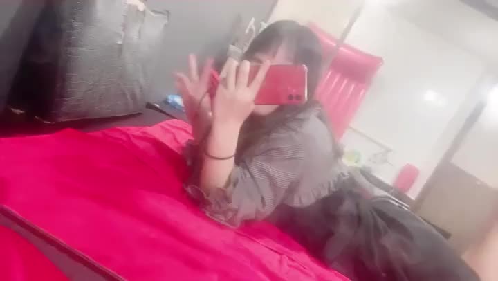 改めてだけど新しい出会いや時間てやっぱり特別だなって思う☺️🌸
笑顔ですごせるじかんたくさんありますよーに🍀
みんなに癒しを届けられるよーに頑張るね🩵