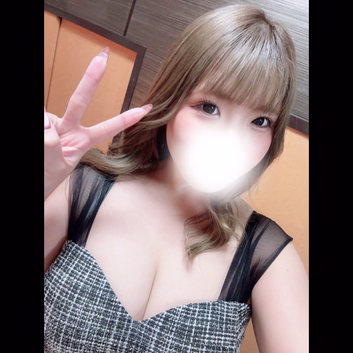 はのんです(﹡ƠωƠ֦﹡)

おはよう〜☀️
本日17:00までいます🧚‍♂️💫

昨日の昼間は4時間くらい
家のことしてその後は
ずーーっと寝てたから夜中2時に
目が覚めてそこから起きてます😆

久しぶりに沢山寝れた✨
みんな休息はちゃんと取ってね👍