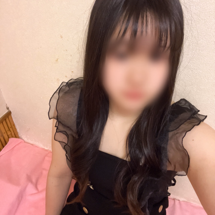 すでにきてくれたお兄さんありがとうございました😭

きえ出勤してます！

今日は7:00-21:00までいるのでお時間があるお兄さんきえとイチャイチャたくさんしませんか…///


お待ちしてます♪